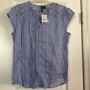 NWT Short Sleeve Lace Blouse